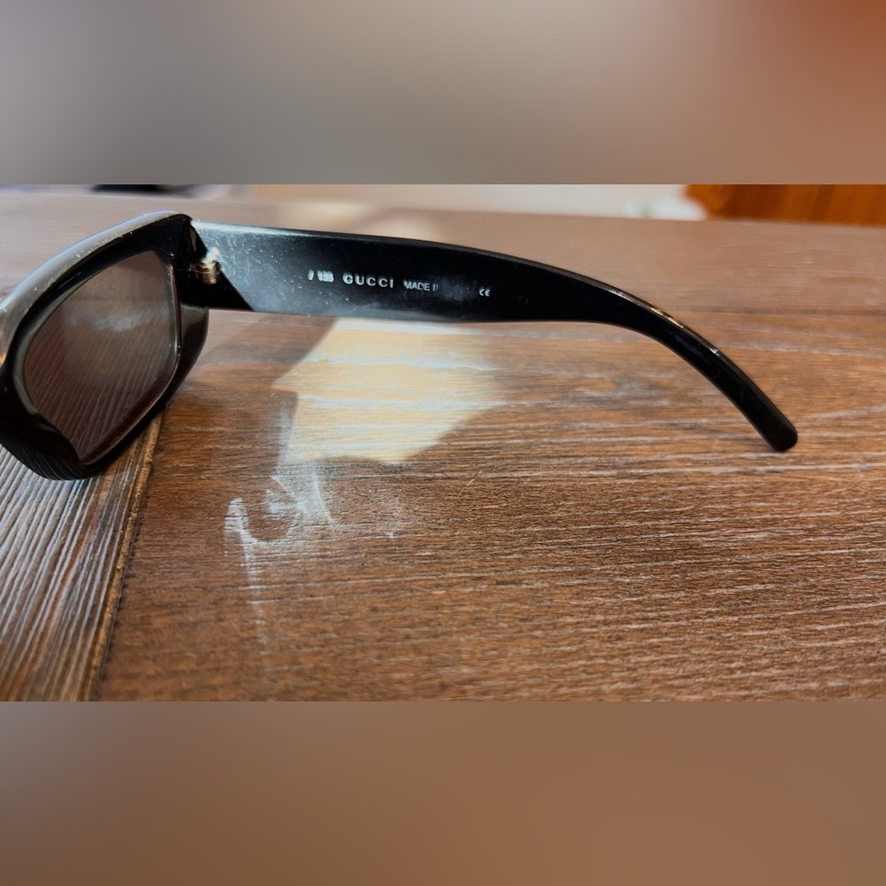 Vintage Gucci Brown Sunglasses - Picture 3 of 3